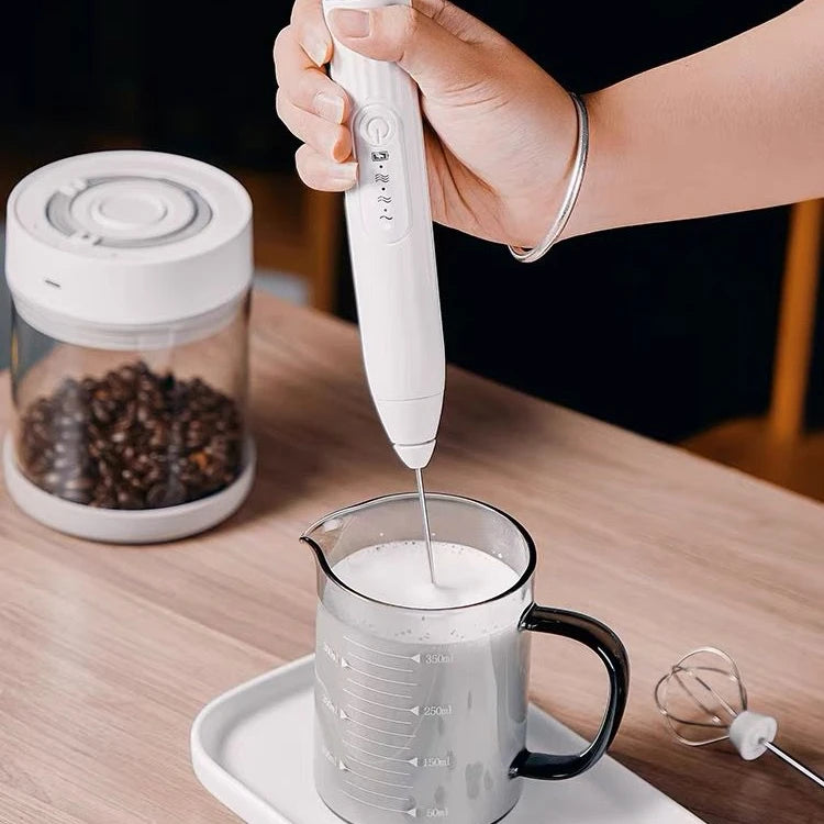 Batedor Misturador Mixer Elétrico para Bebidas, Leite, Café, Clara de Ovos 2 EM 1